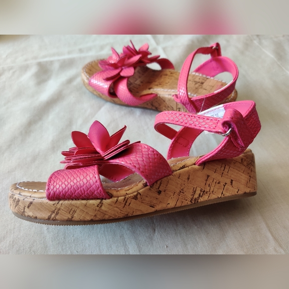 Girl's Size 12 Gymboree Wedge Sandals - Picture 2 of 5